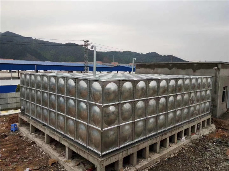 鄭州不（bú）鏽鋼消防水箱